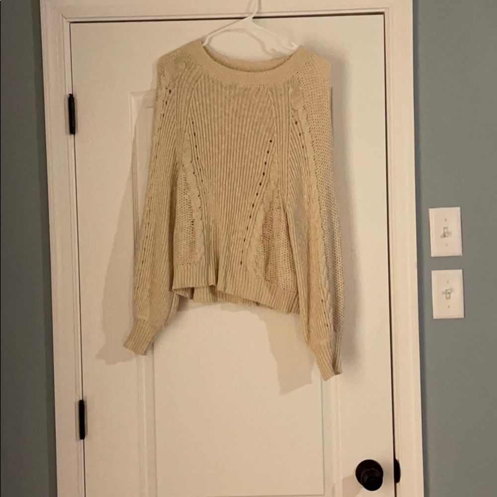 American Eagle Sweater